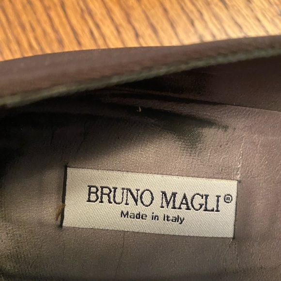 Bruno Magli silk satin classic block heel pumps - Picture 7 of 10